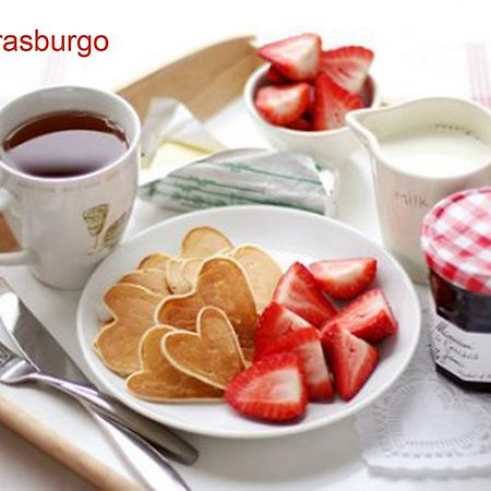 B&B Strasburgo Palermo Buitenkant foto