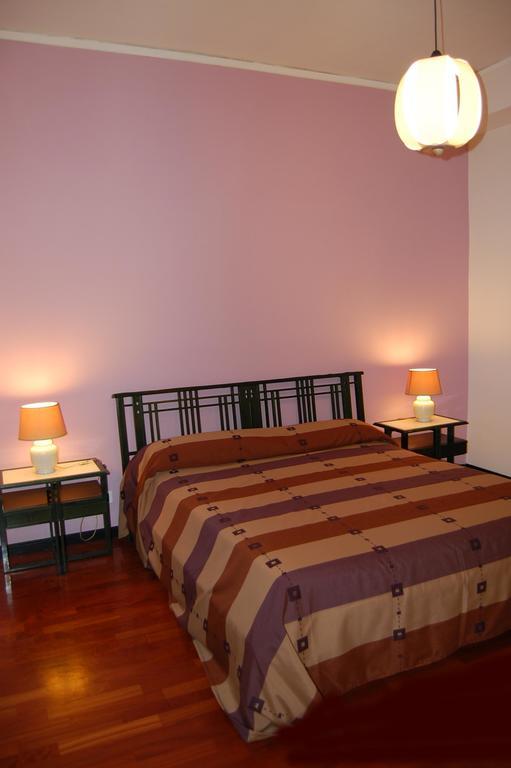 B&B Strasburgo Palermo Buitenkant foto