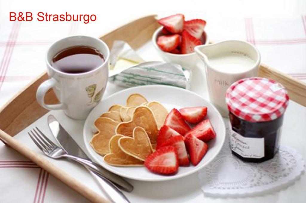 B&B Strasburgo Palermo Buitenkant foto
